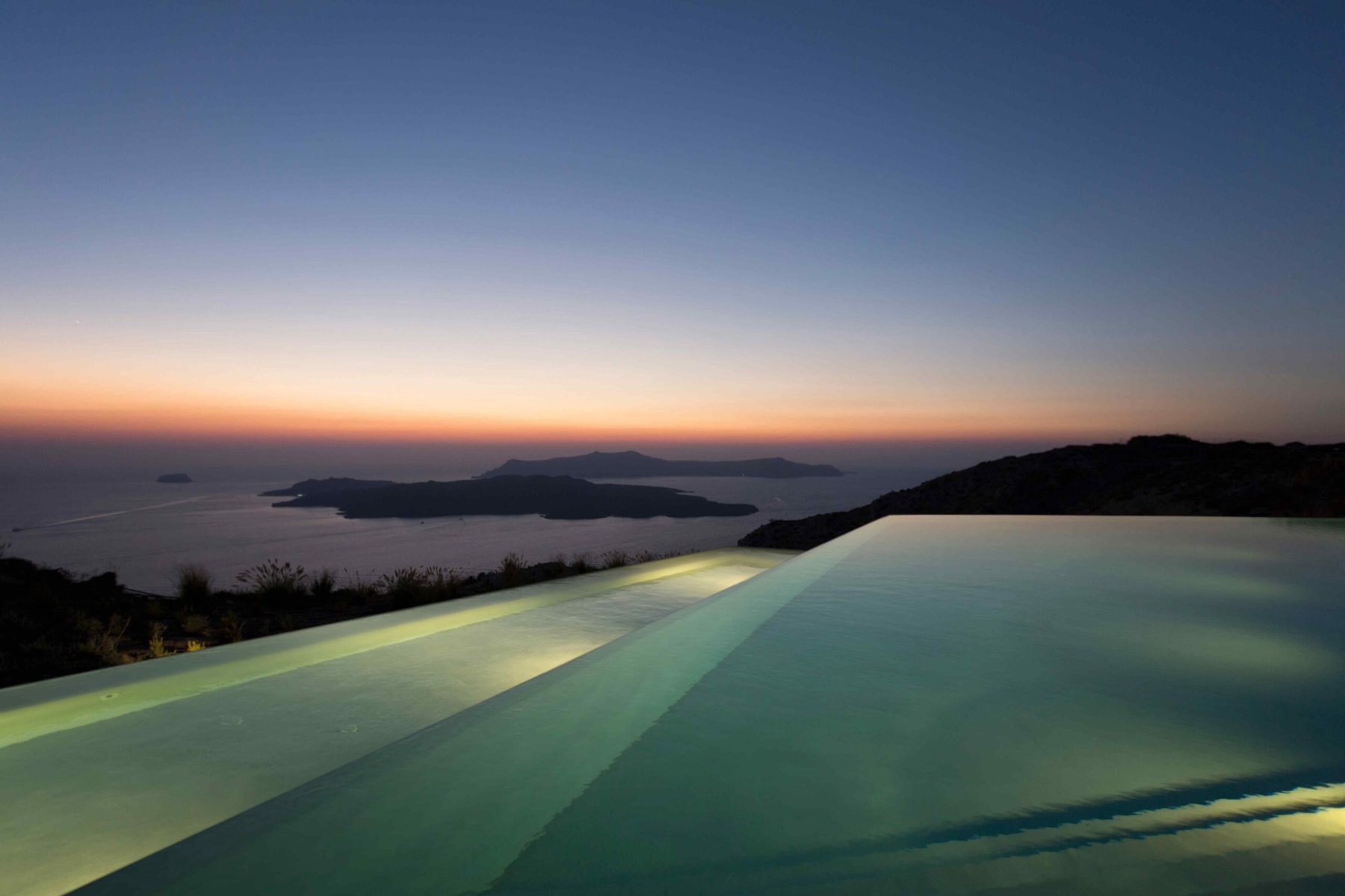 Erosantorini Tiered Pool at Erosantorini