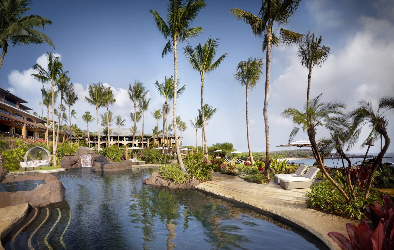 Oasis Pool at Four Seasons Resort Lanai